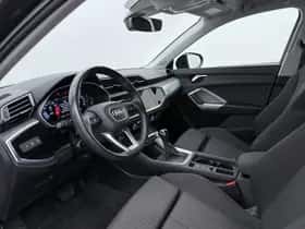 Audi Q3 (2023) thumbnail 3
