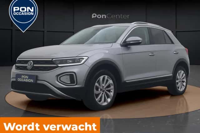 Volkswagen T-Roc (2023) thumbnail 1