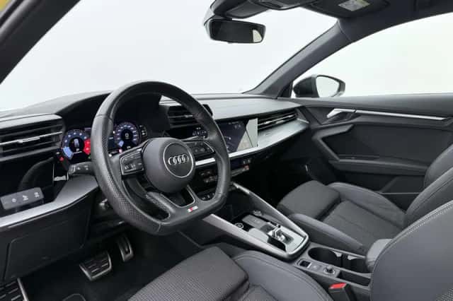Audi A3 (2024) thumbnail 3