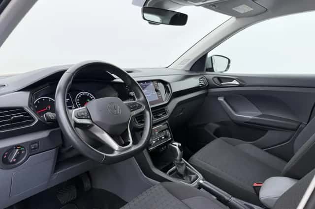 Volkswagen T-Cross (2021) thumbnail 3