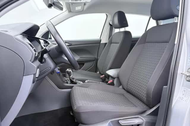 Volkswagen T-Cross (2021) thumbnail 4