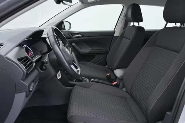 Volkswagen T-Cross (2021) thumbnail 4