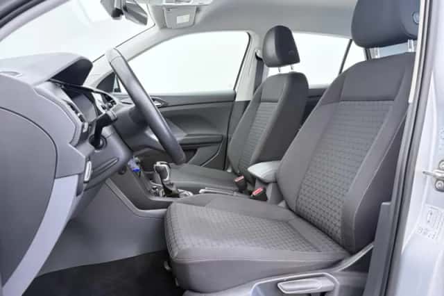 Volkswagen T-Cross (2021) thumbnail 5
