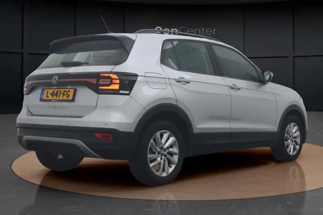 Volkswagen T-Cross (2021) thumbnail 5