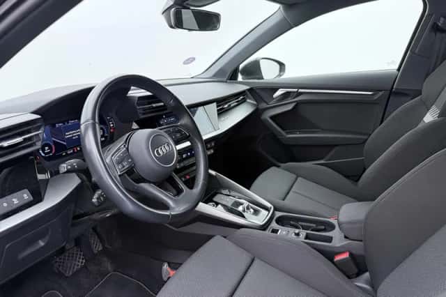 Audi A3 (2022) thumbnail 3
