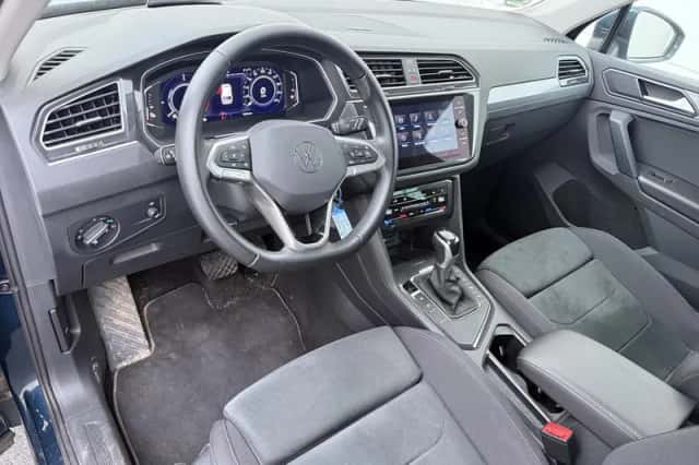 Volkswagen Tiguan (2022) thumbnail 3