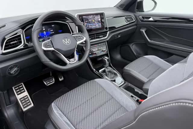 Volkswagen T-Roc (2025) thumbnail 3