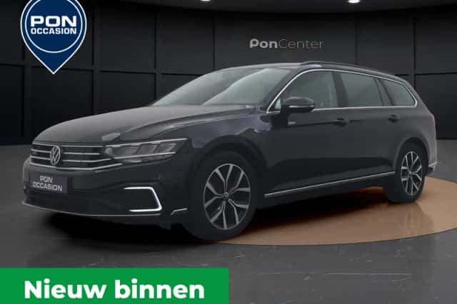 Volkswagen Passat (2023)