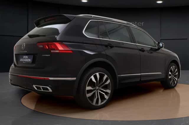 Volkswagen Tiguan (2022) thumbnail 5