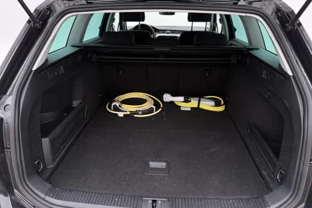 Volkswagen Passat (2022) thumbnail 8