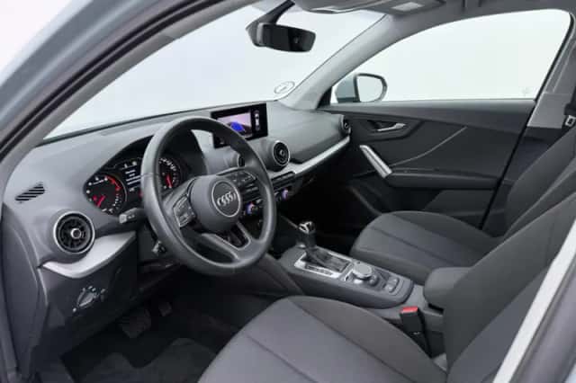 Audi Q2 (2023) thumbnail 4