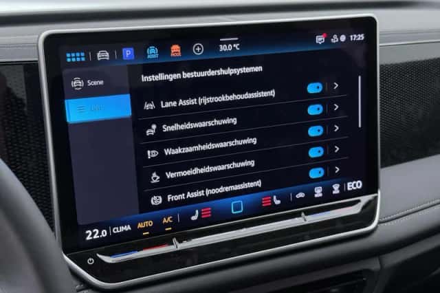 Volkswagen Tiguan (2026) thumbnail 17