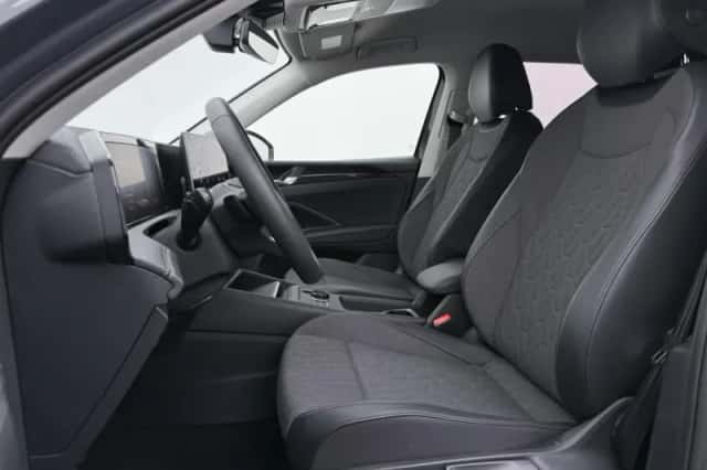 Volkswagen Tiguan (2026) thumbnail 5
