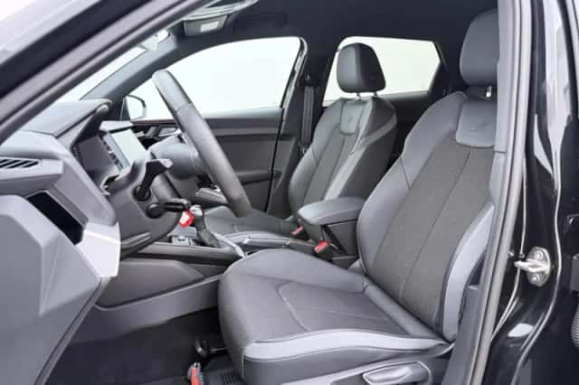 Audi A1 (2023) thumbnail 4