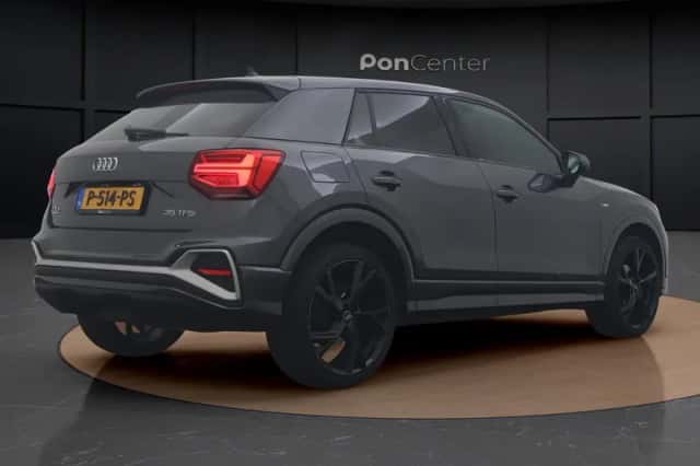Audi Q2 (2022) thumbnail 5