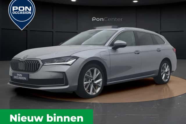 Škoda Superb (2025)