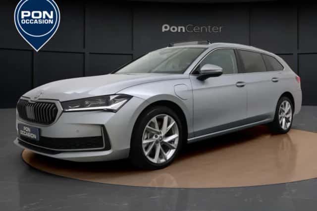 Škoda Superb (2025) thumbnail 2
