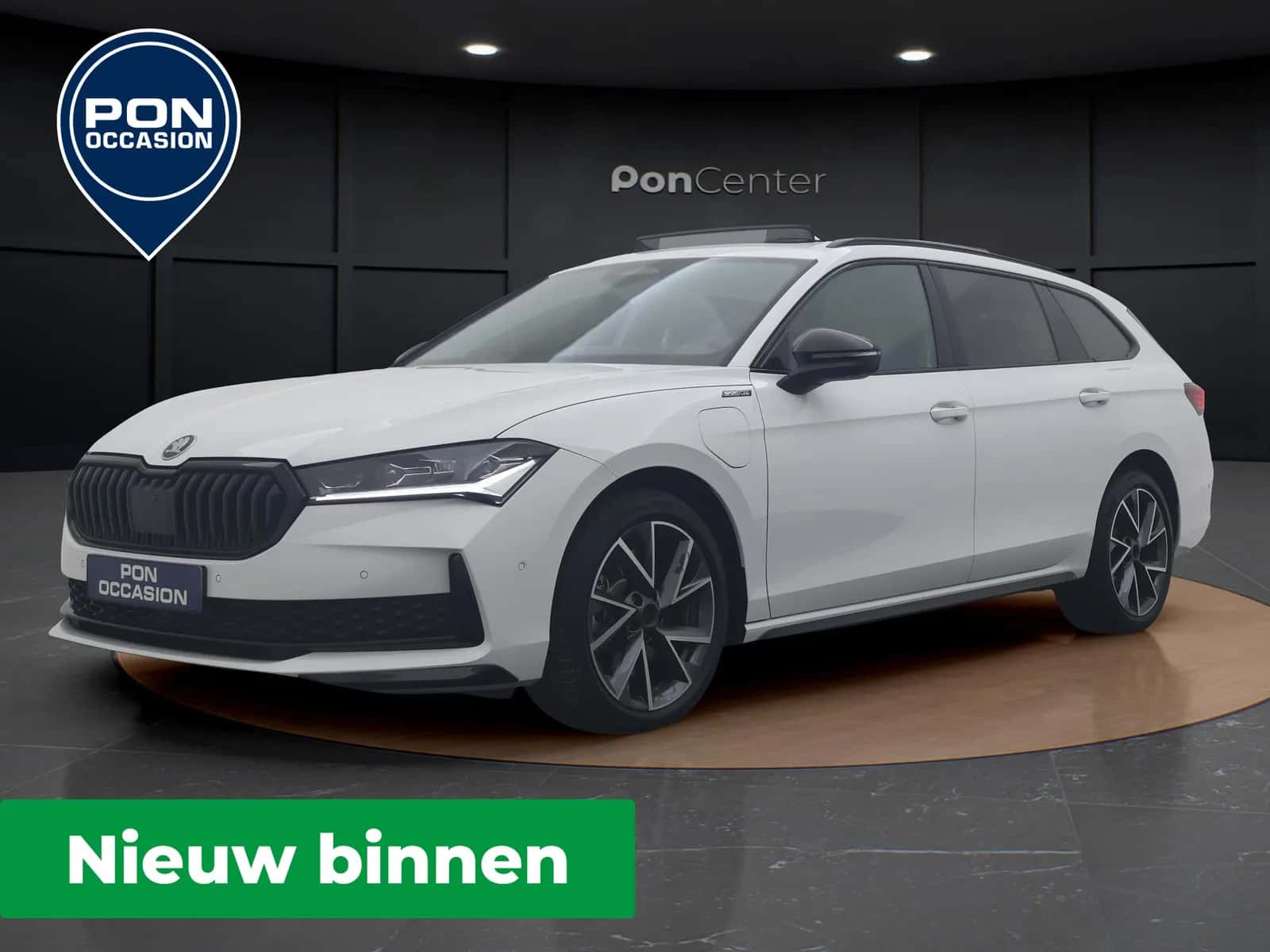 Škoda Superb (2025) — foto 1