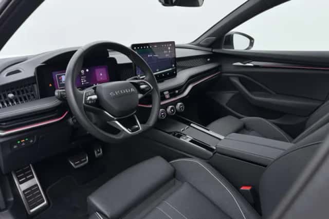 Škoda Superb (2025) thumbnail 4