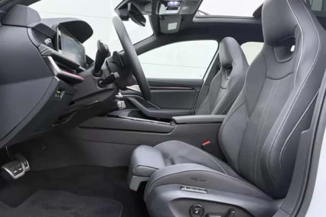 Škoda Superb (2025) thumbnail 5