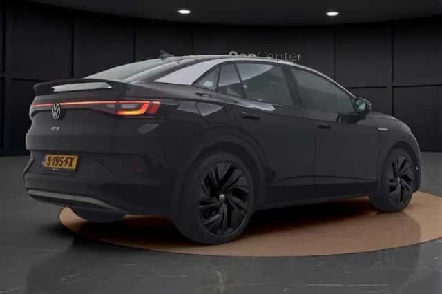 Volkswagen ID.5 (2022) thumbnail 5