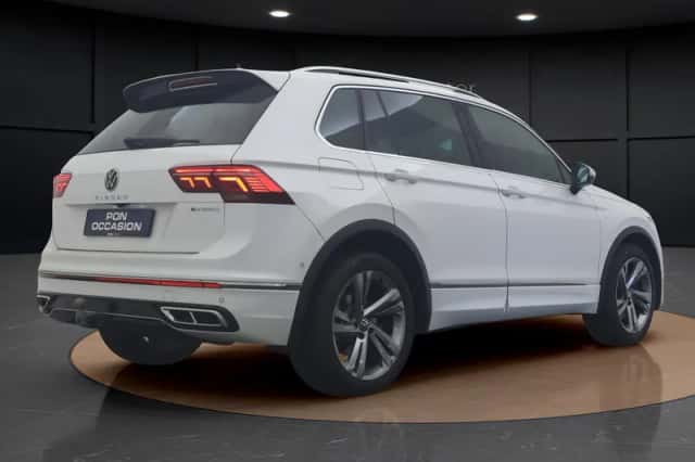 Volkswagen Tiguan (2021) thumbnail 5