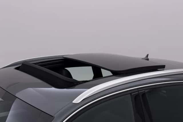 Audi Q3 (2018) thumbnail 15