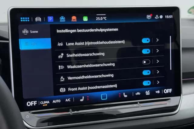 Volkswagen Golf (2025) thumbnail 13