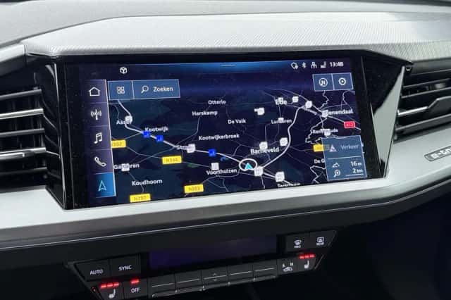 Audi Q4 (2024) thumbnail 7