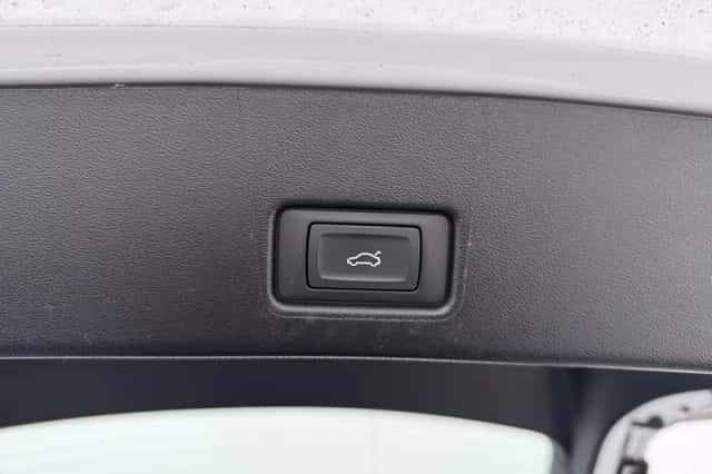 Audi Q4 (2024) thumbnail 10