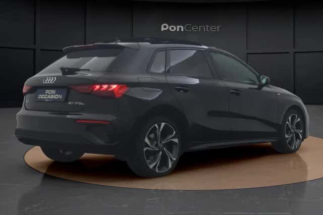Audi A3 (2024) thumbnail 5