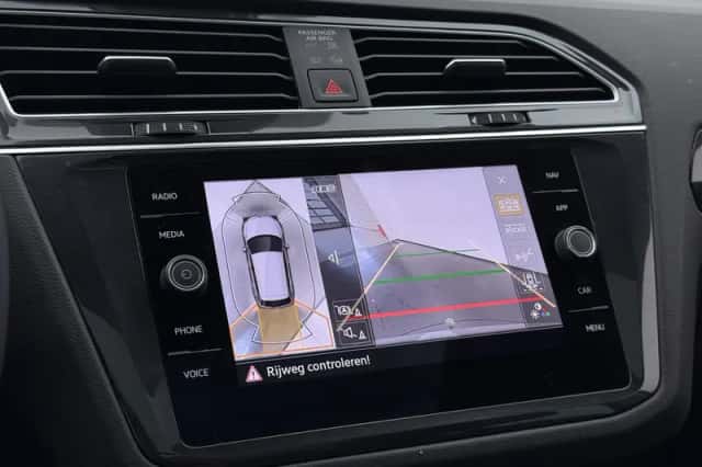 Volkswagen Tiguan (2023) thumbnail 7