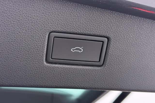 Volkswagen Tiguan (2023) thumbnail 10