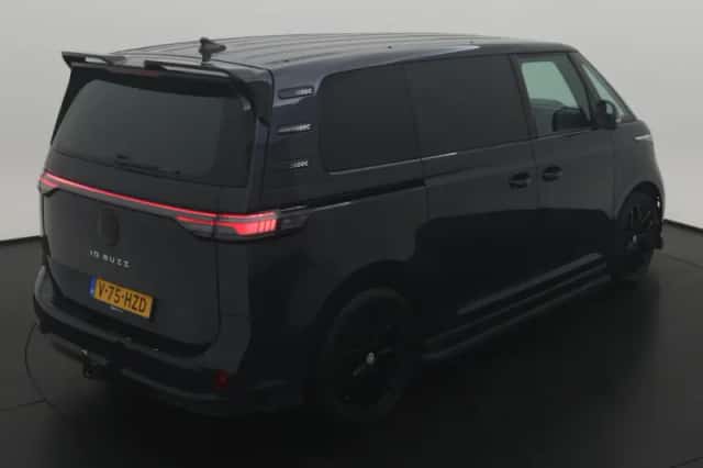 Volkswagen ID. Buzz (2024) thumbnail 6