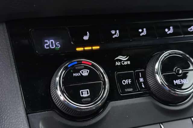 Škoda Karoq (2021) thumbnail 14