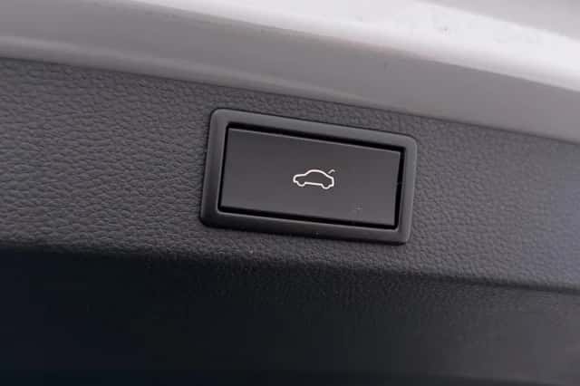 Škoda Karoq (2021) thumbnail 9