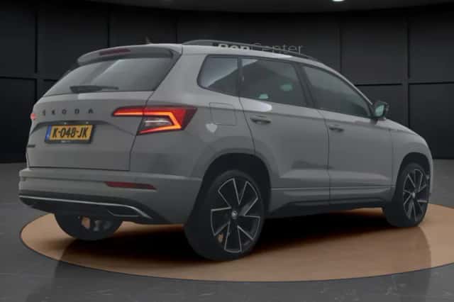 Škoda Karoq (2021) thumbnail 6