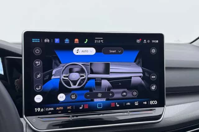 Volkswagen Golf (2025) thumbnail 16