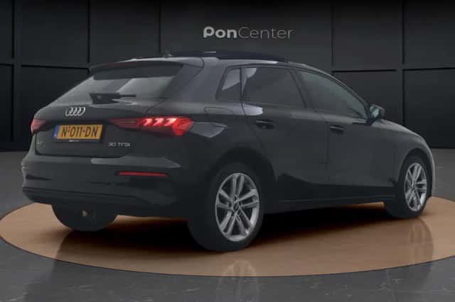 Audi A3 (2021) thumbnail 4