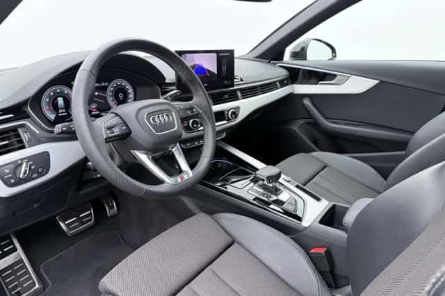 Audi A4 (2024) thumbnail 4