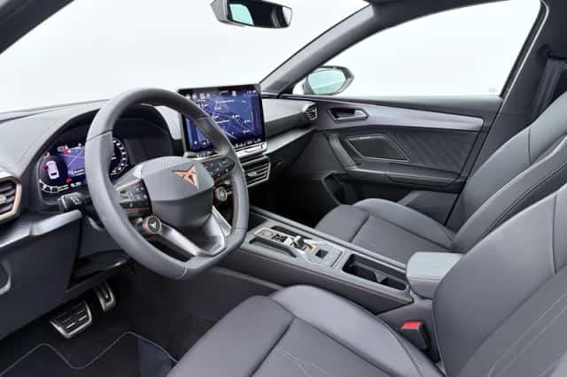 CUPRA Leon Sportstourer (2025) thumbnail 3