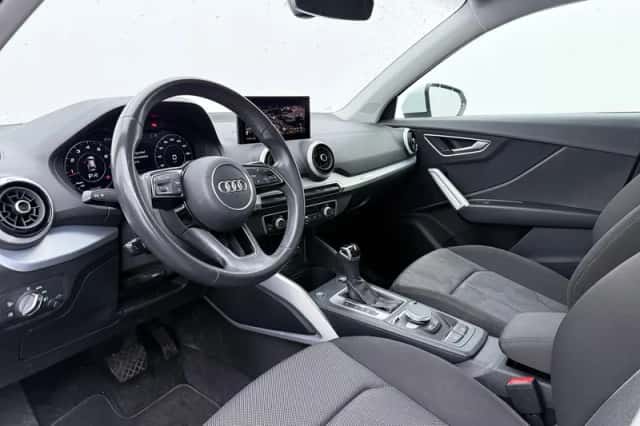 Audi Q2 (2021) thumbnail 3