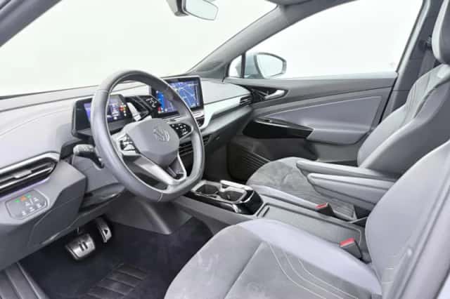Volkswagen ID.4 (2023) thumbnail 4