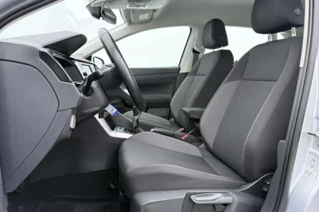 Volkswagen Polo (2022) thumbnail 4