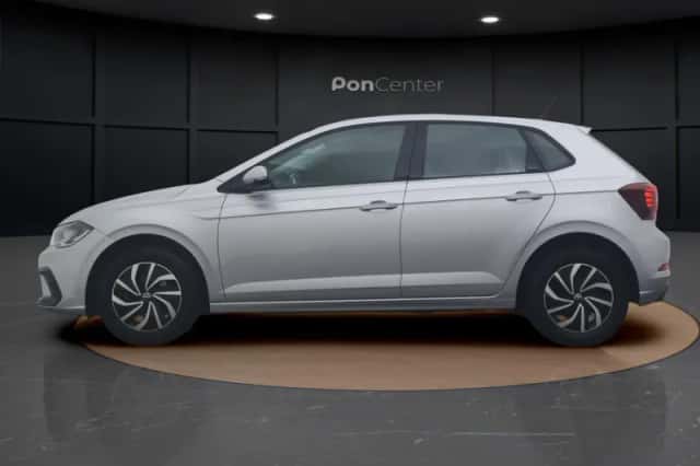 Volkswagen Polo (2022) thumbnail 6