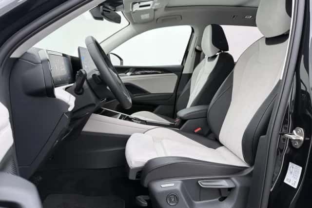 Volkswagen Tiguan (2025) thumbnail 4