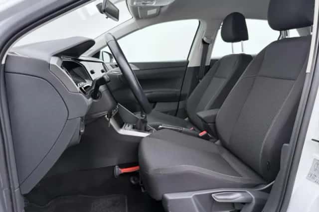 Volkswagen Polo (2020) thumbnail 5