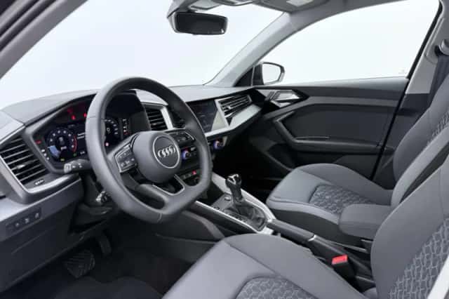 Audi A1 (2025) thumbnail 4
