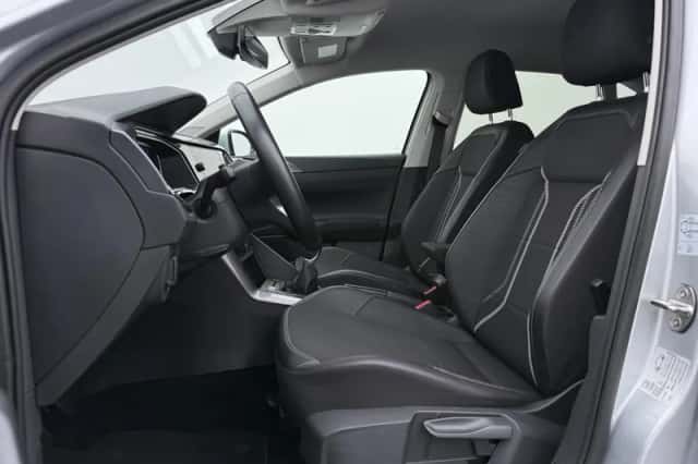 Volkswagen Taigo (2023) thumbnail 4
