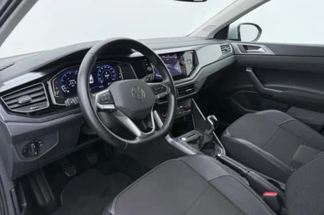 Volkswagen Taigo (2023) thumbnail 3